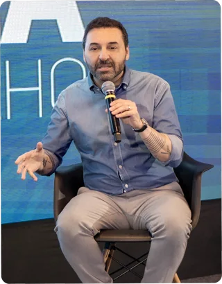Retrato de Marc Tawil, professor convidado.