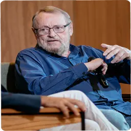 Retrato de Antônio Carbonari, professor convidado.